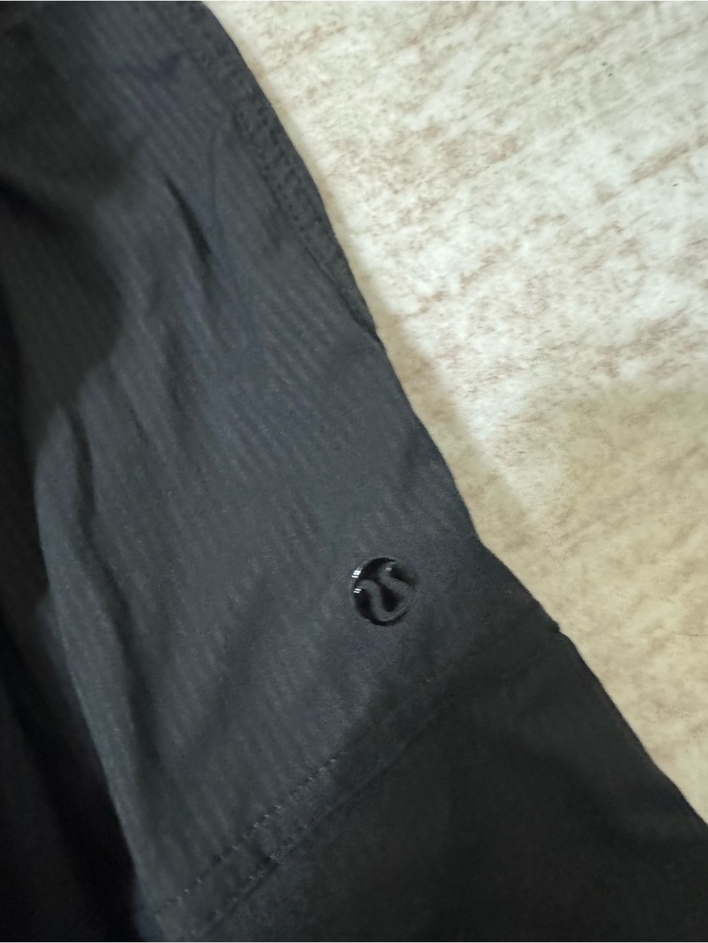 Lululemon men’s joggers size medium - Picture 2 of 4